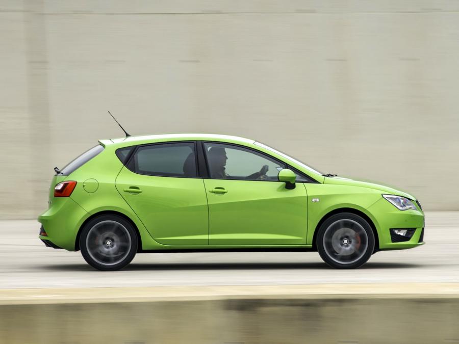 Seat Ibiza FR 2012 года  (фото 18 из 22)